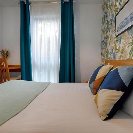 Hotel Le Branhoc - Brit Hotel Auray Exterior photo